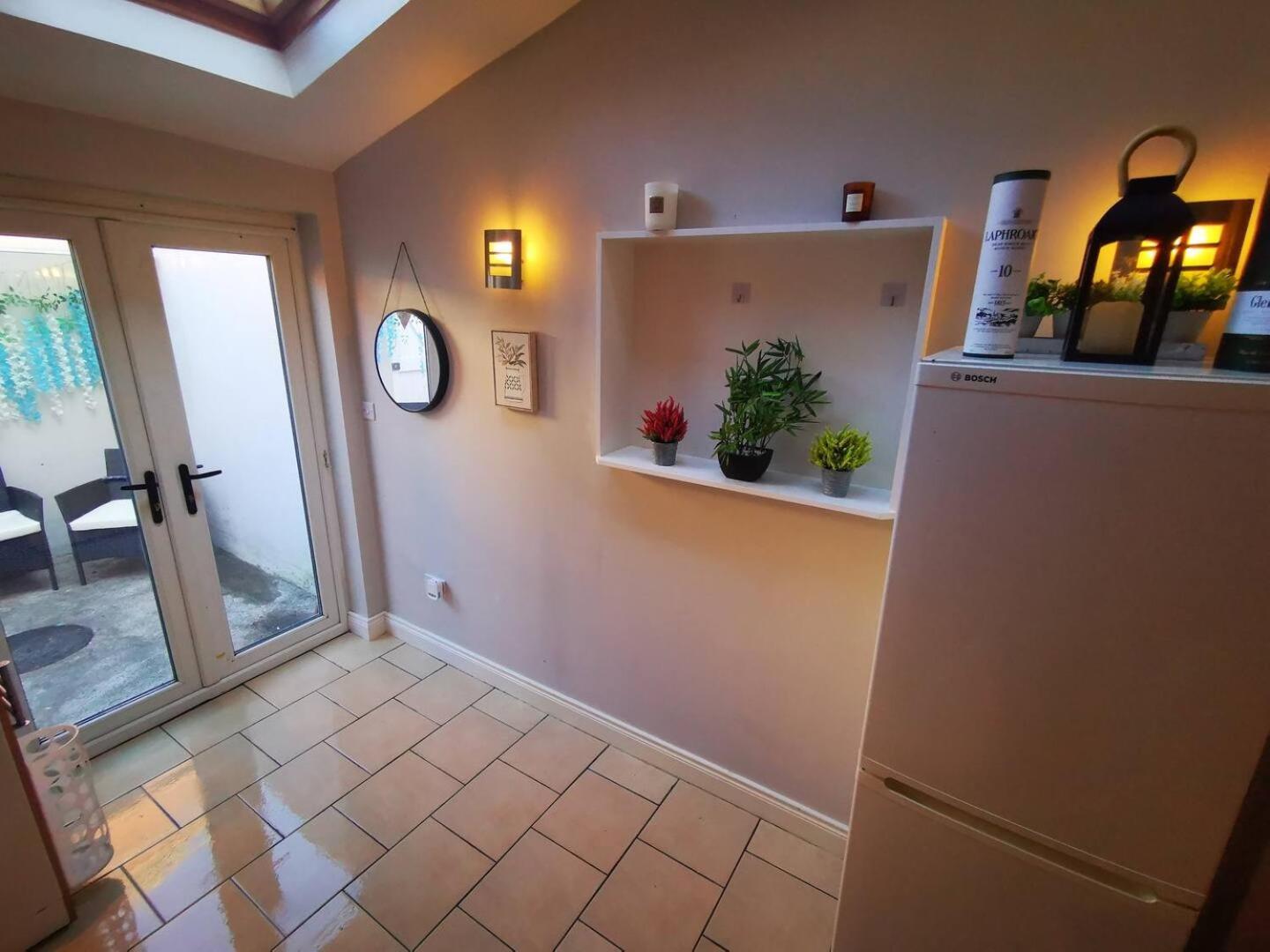 ベルファスト 2Br Cozy Duplexヴィラ エクステリア 写真