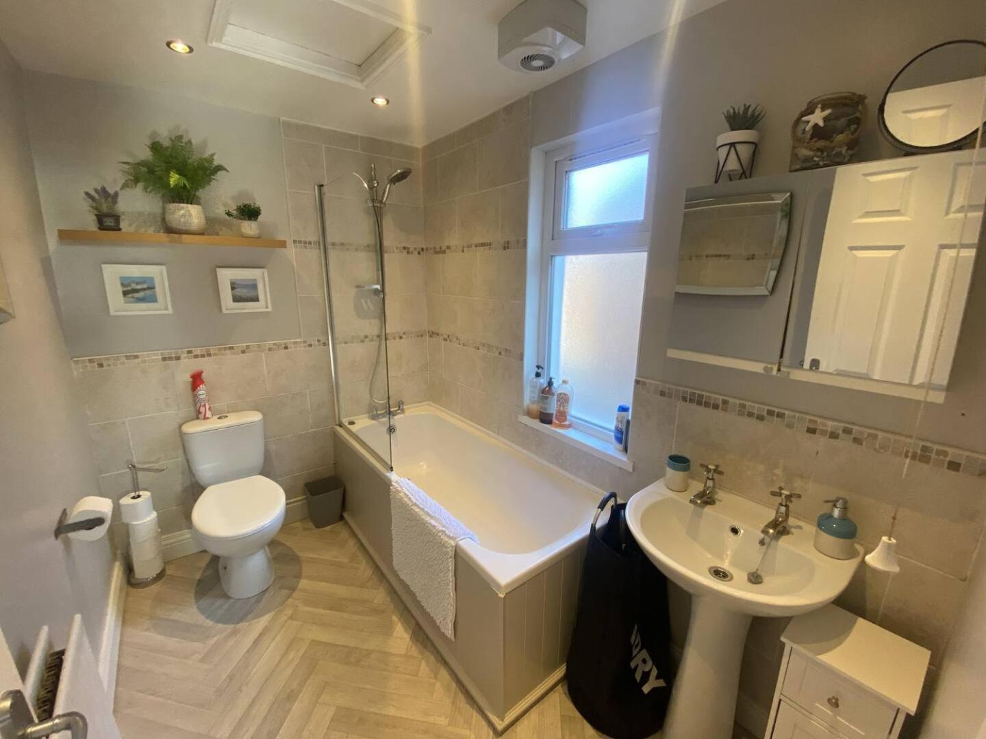 ベルファスト 2Br Cozy Duplexヴィラ エクステリア 写真